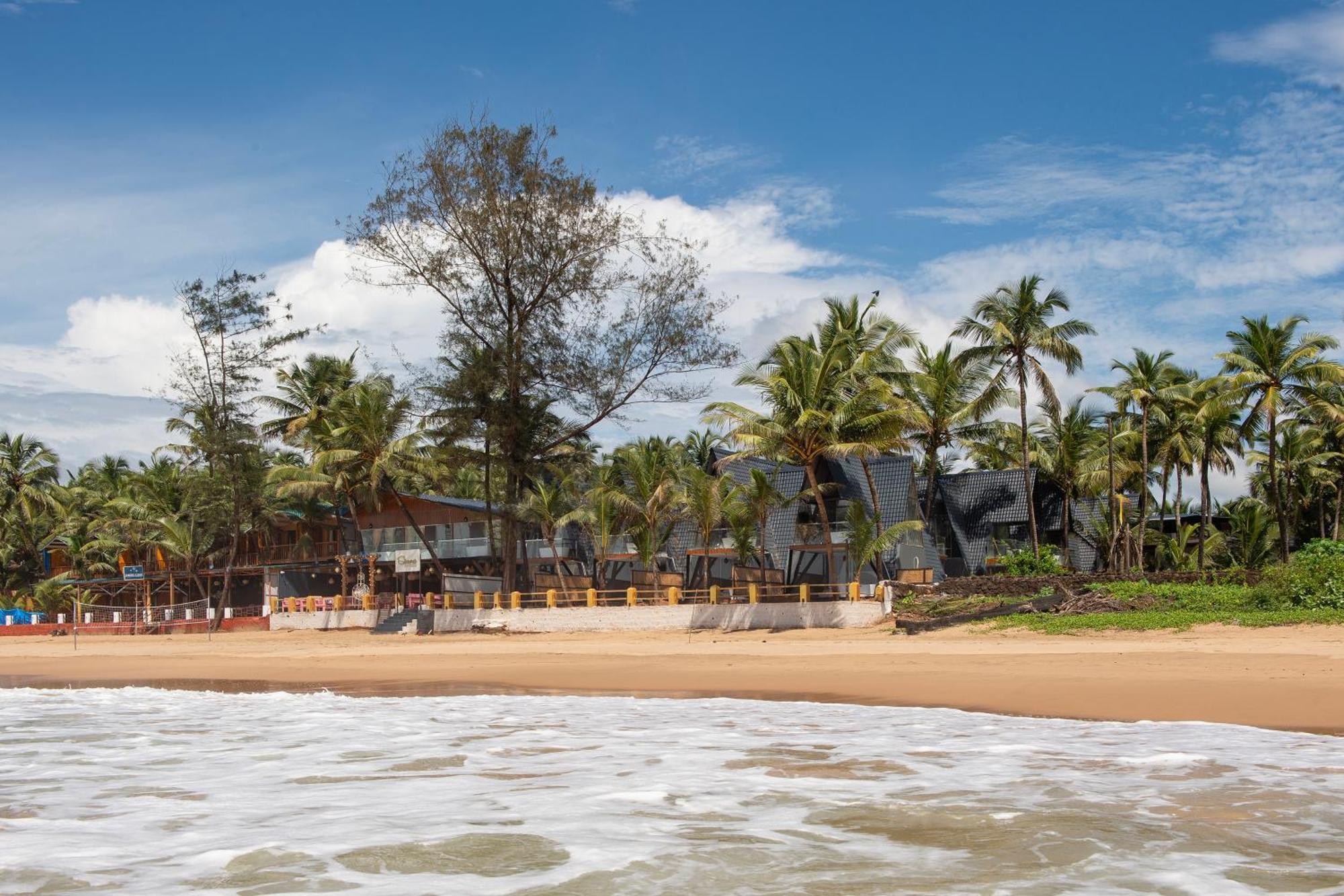 The Rose Goa Beach Resort أغوندا المظهر الخارجي الصورة