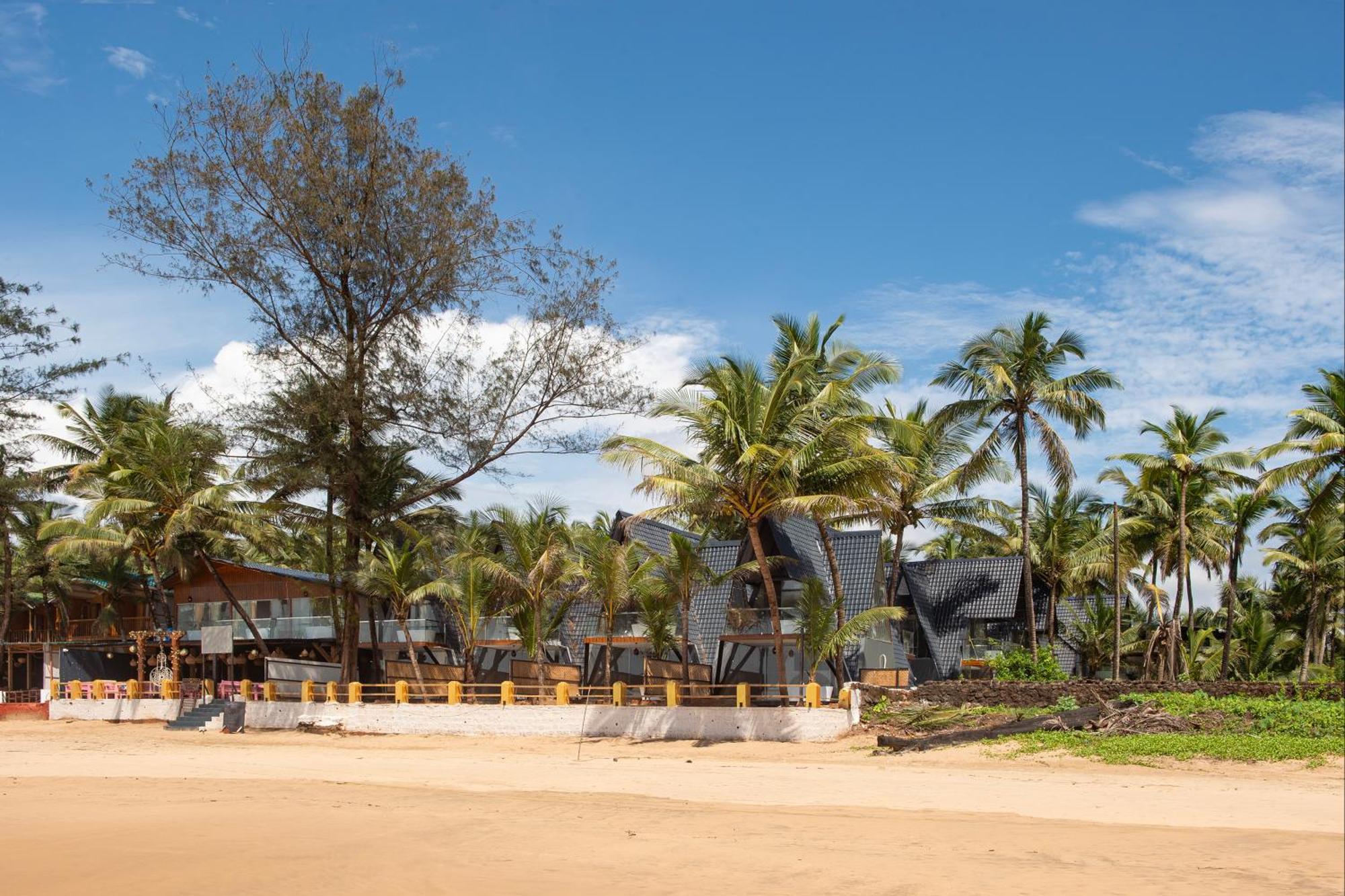 The Rose Goa Beach Resort أغوندا المظهر الخارجي الصورة