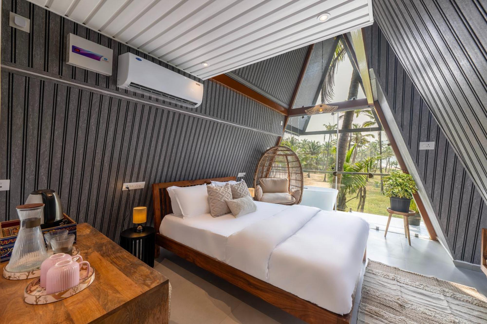 The Rose Goa Beach Resort أغوندا المظهر الخارجي الصورة
